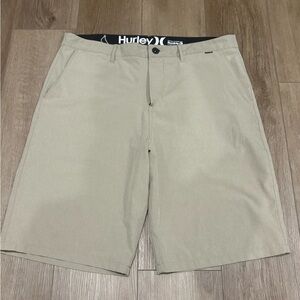 Buckle Tan Flat Front Shorts Lightweight Casual
